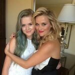 Reese Witherspoon's Daughter Ava - Reese Witherspoon And Rya
